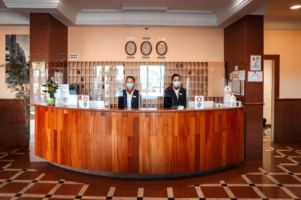 River Palace Hotel Atyrau Bagian luar foto